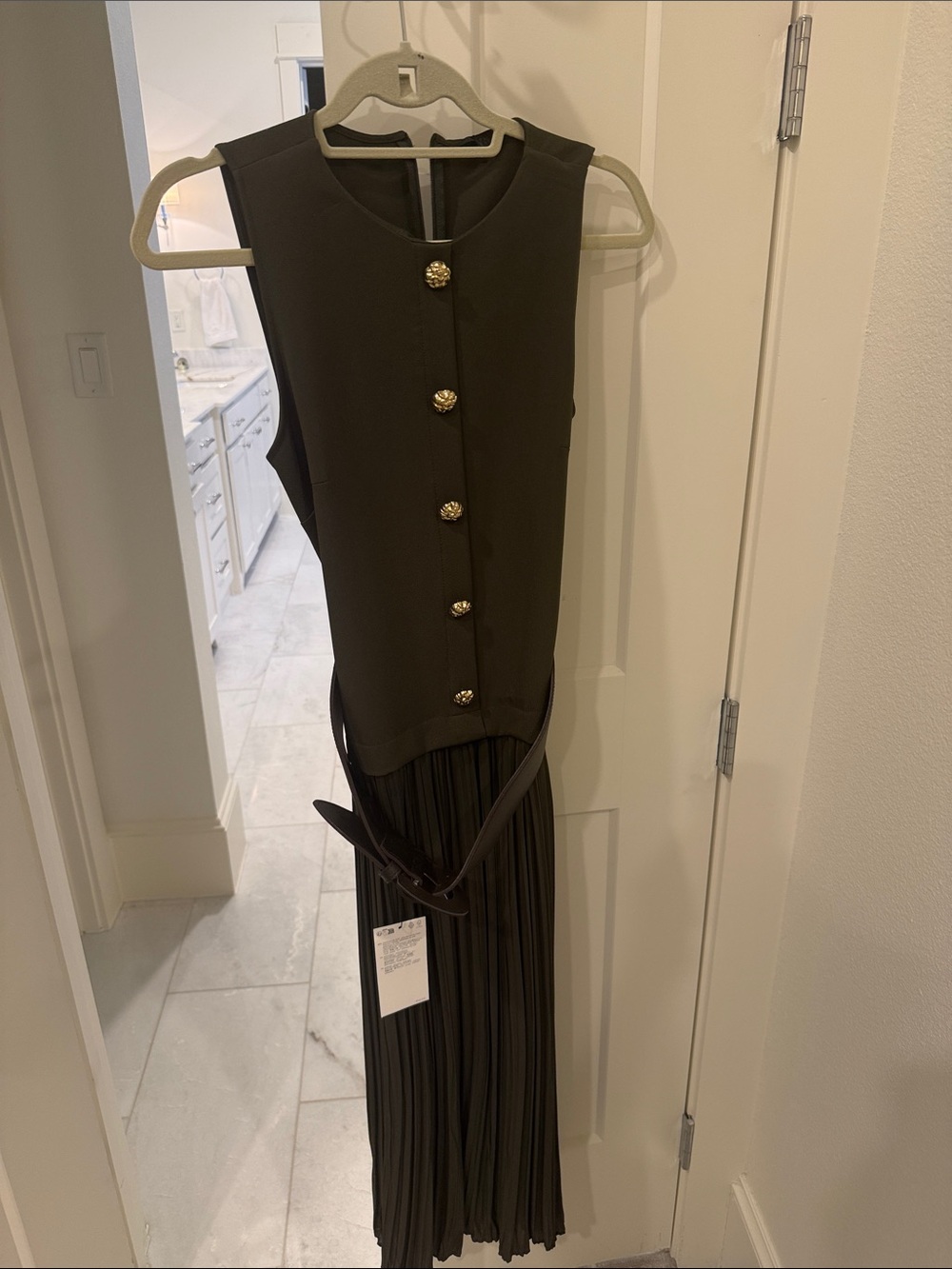 Zara Olive Green Sleeveless Button-Front Pleated Midi dress